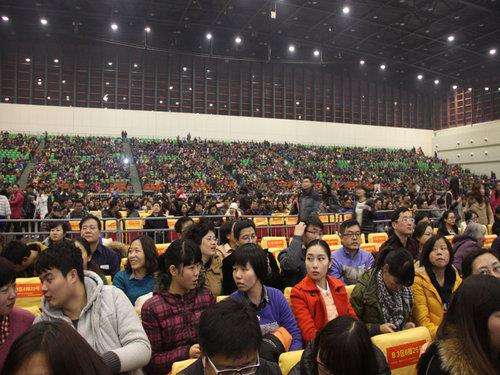 演唱会安检连续发现两起危险品